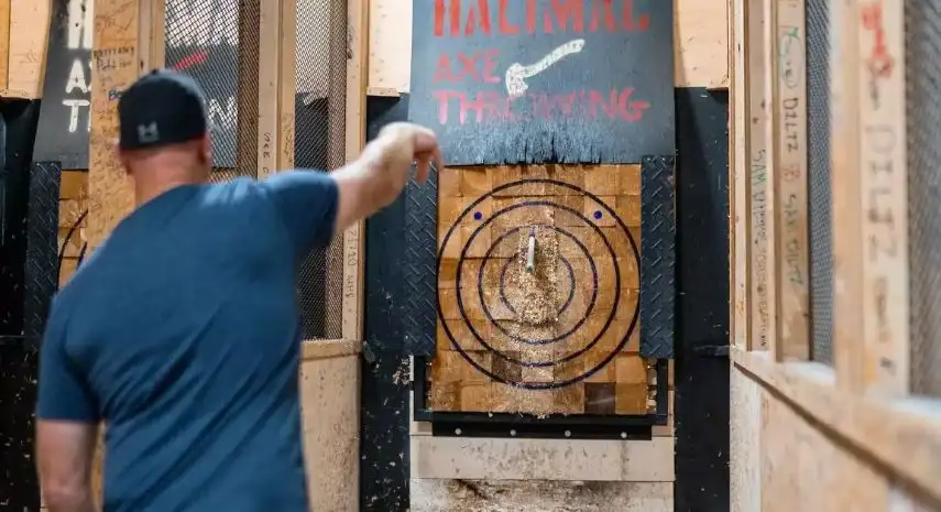 HaliMac Axe Throwing