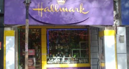 Hallmark Franchise Cost, Fees, Opportunity