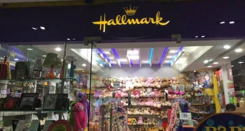 Hallmark Franchise Cost, Fees, Opportunity