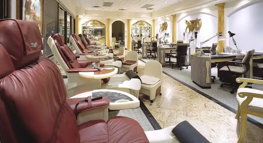Happy Nails and Spa Franchise Opportunities