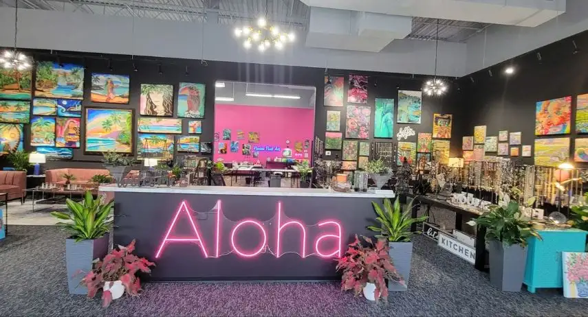 Hawaii Fluid Art Franchise Opportunity