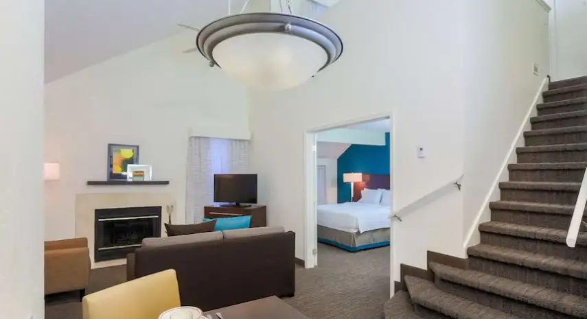 Hawthorn Suites by Wyndham Franchise Opportunities
