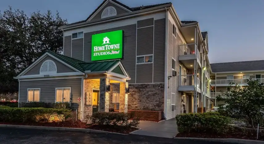 HomeTowne Studios by Red Roof Franchise Opportunities