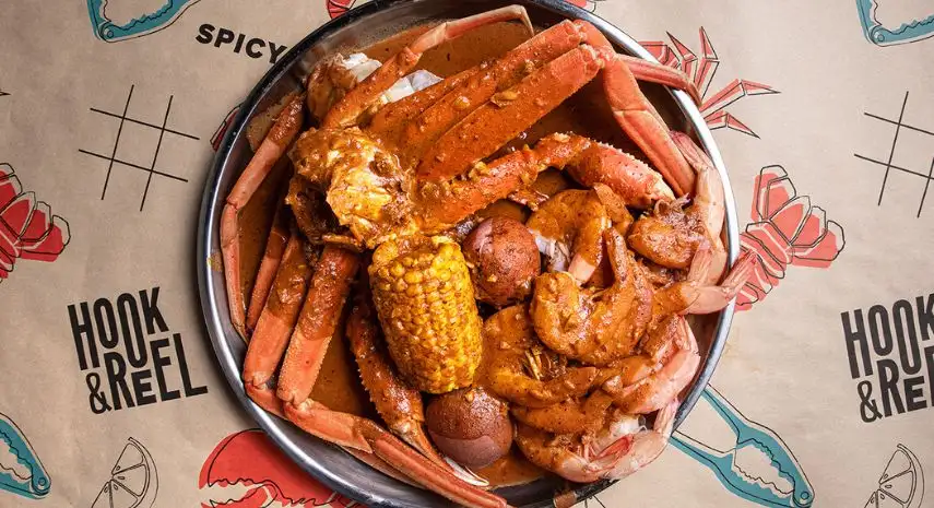 Hook & Reel Cajun Seafood Franchise Opportunities image 3