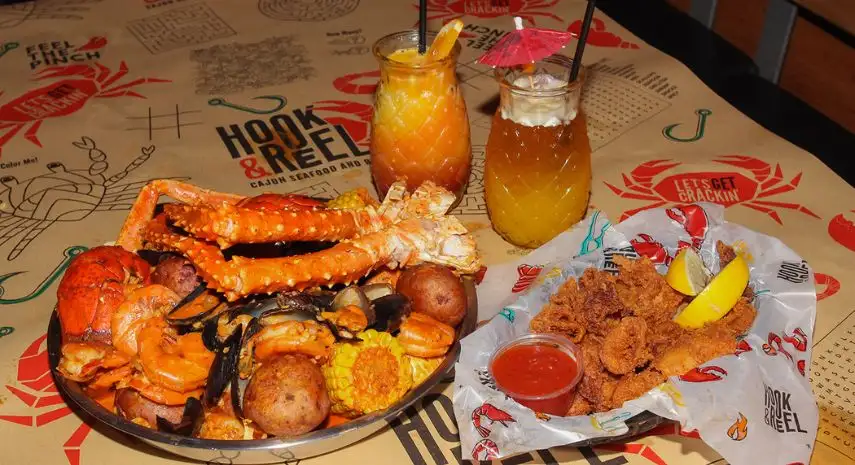 Hook & Reel Cajun Seafood Franchise Opportunities