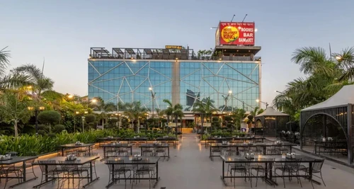 Hotel Highway King