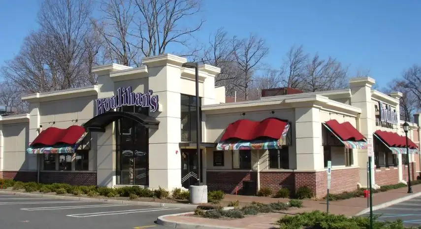 Houlihan’s Franchise for Sale | casual dining