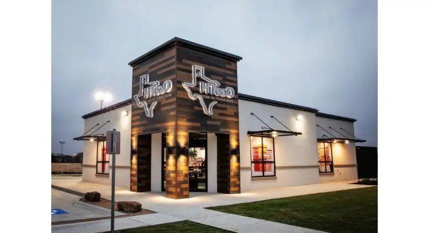 HTeaO USA Franchise for Sale | iced tea drive-thru image 2