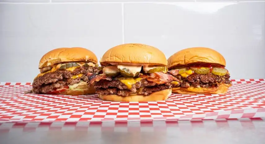Juicy Burgers  - Fast-Casual Burger