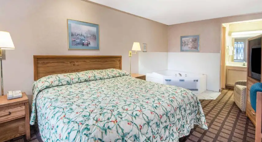 Knights Inn Franchise Cost, Training, & Opportunities