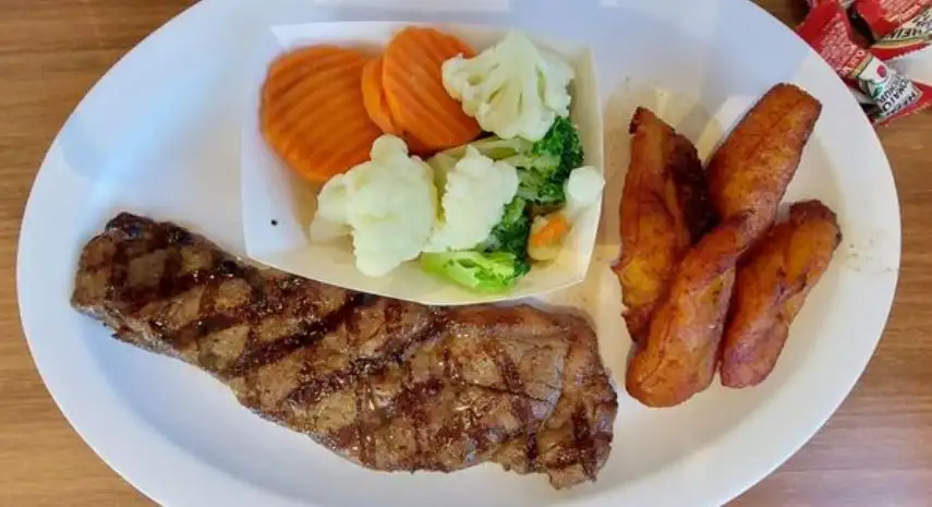 La Brasa Franchise Opportunity - Fast-Casual Grill image 3