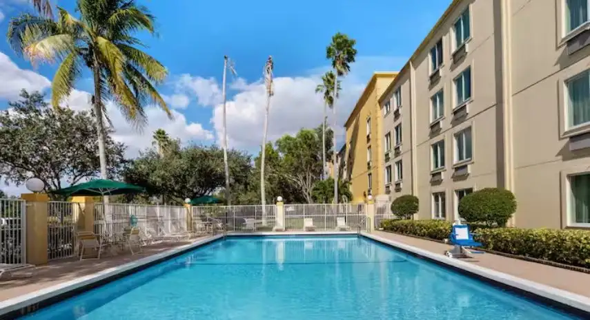 La Quinta by Wyndham USA Franchise For Sale
