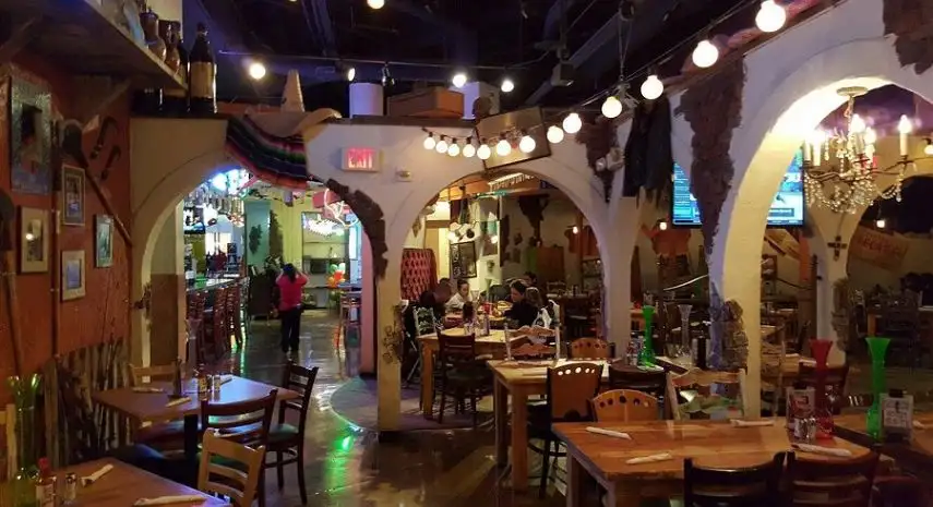 La Salsa Franchise - Fresh Mexican Grill Opportunity image 2