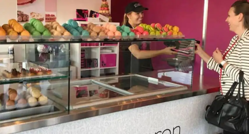 Le Macaron Franchise Opportunity image 3