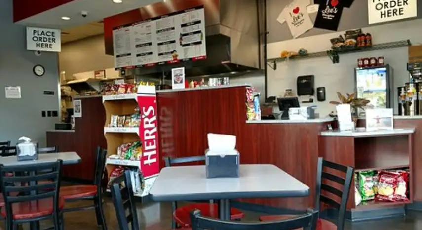 Lee’s Hoagie House Franchise Opportunities