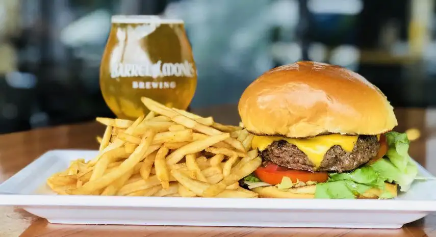 Legends Tavern and Grille