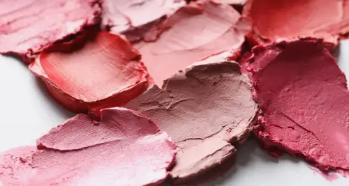 Lip N Pour Franchise Opportunity - Beauty & DIY image 2