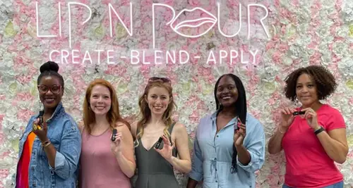 Lip N Pour Franchise Opportunity - Beauty & DIY image 4