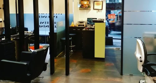 Lookout Salon Academy Franchise Cost, Fees, Opportunity