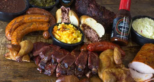 MacQUE’S BBQ Cost & Fees Franchise Opportunity