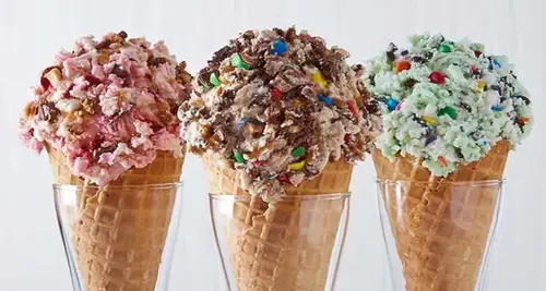 Maggie Moo’s Ice Cream and Treatery