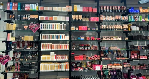 Makeup Biography Franchise Cost, Fees, Opportunity
