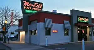 Me-N-Ed’s Pizzeria