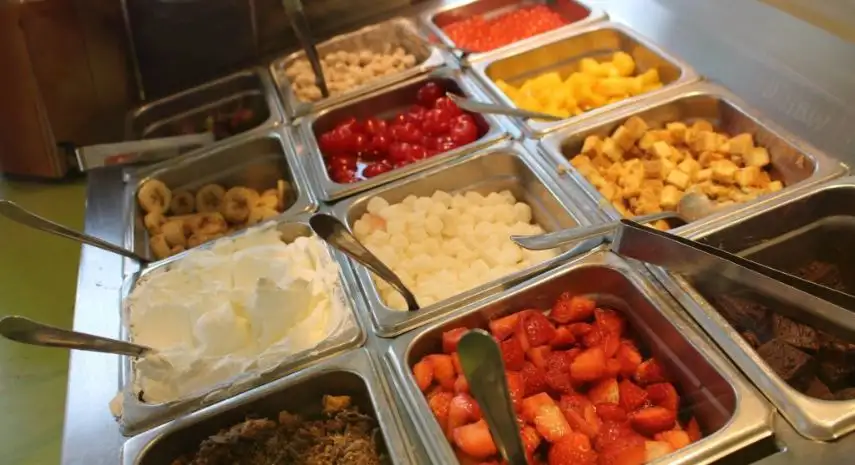 Menchie’s Frozen Yogurt Franchise for Sale image 2