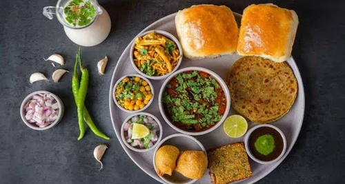 MMV - Mumbaiya Misal and Vadapav Franchise For Sale