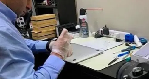 Mobile Bling Franchise Opportunity - Low-Cost Retail