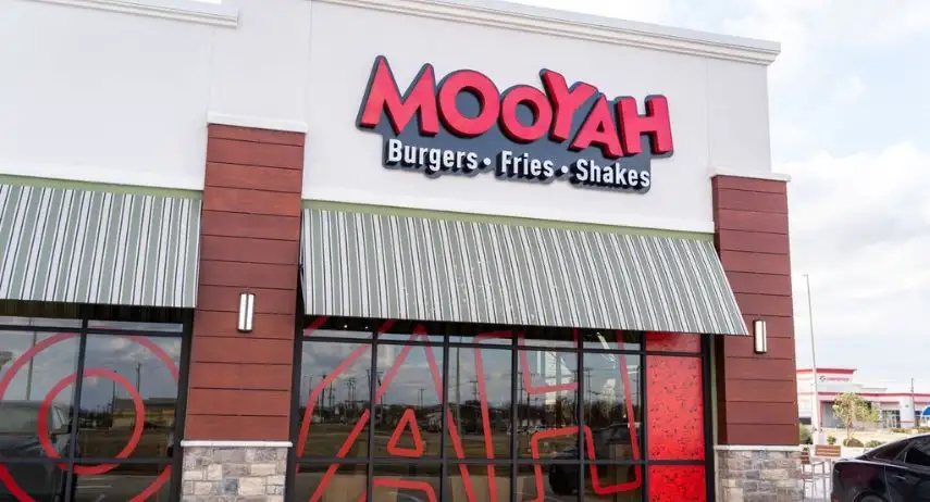 MOOYAH Burgers, Fries & Shakes Franchise Opportunity