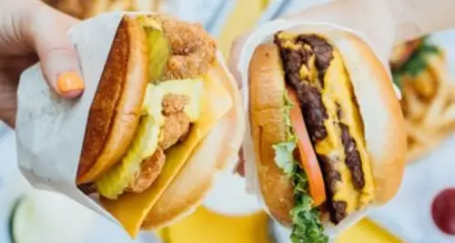 MUTTS Canine Cantina