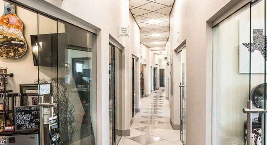 My Salon Suite USA Franchise Opportunity image 3