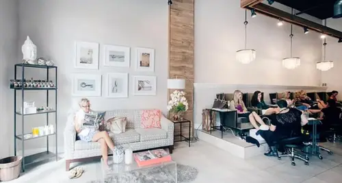 Paint Nail Bar Franchise Cost & Fees Opportunity