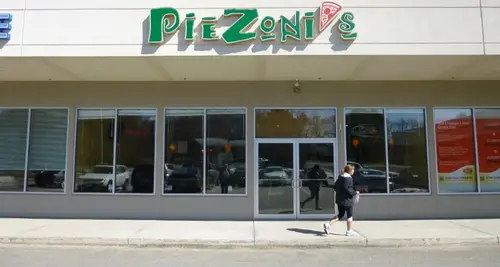 PieZoni’s Franchise Cost & Fees Opportunity