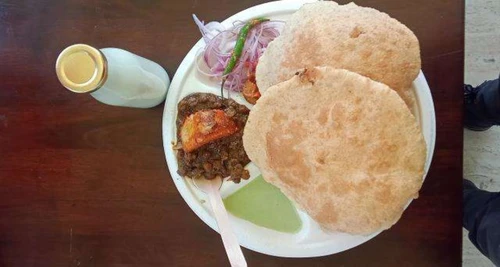 Pind Bhatura Franchise Cost, Fees, Opportunity