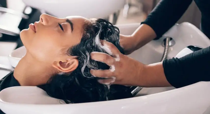 Pinks n Bloos Beauty Salons India