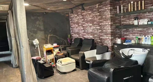 Promenad Unisex Salon & Spa Franchise For Sale