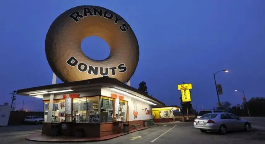 Randy’s Donuts USA Franchise Opportunity