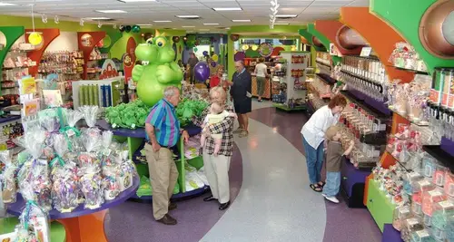 Ricky’s Candy, Cones & Chaos Franchise For Sale image 4