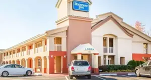 Rodeway Inn Franchise Cost & Fees Opportunity