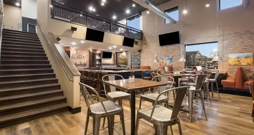 Rodeway Inn Franchise Cost & Fees Opportunity