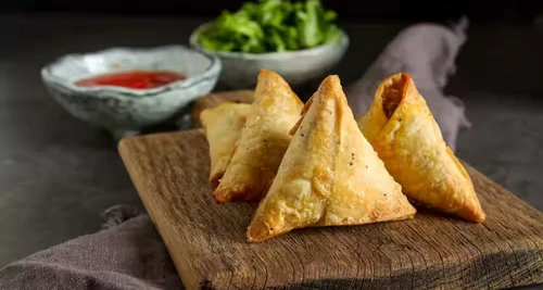 Samosa Junction Franchise Cost, Fees, Opportunity