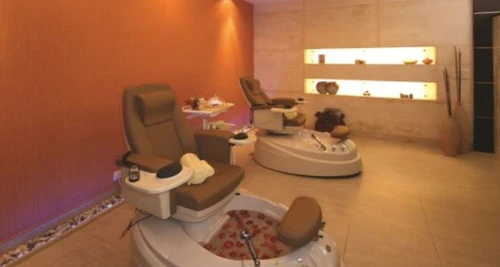 Seven Seas Spa Franchise Cost, Fees, Opportunity