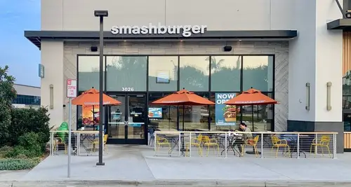 Smashburger Franchise Investment, Cost & Opportunity