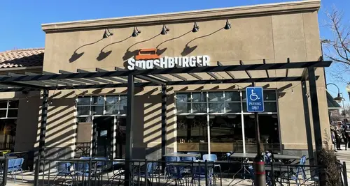 Smashburger Franchise Investment, Cost & Opportunity image 2