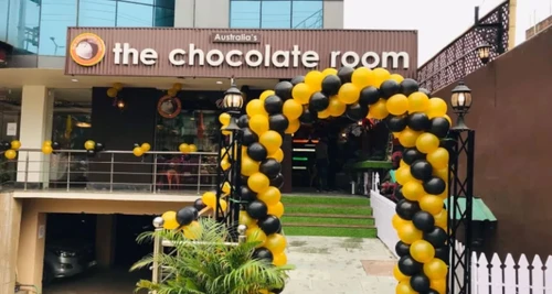 The Chocolate Room Franchise Cost, Fees, Opportunity