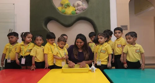 The Crayons School Franchise Cost, Fees, Opportunity