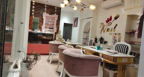 The Nail Studio Franchise Cost, Fees, Opportunity