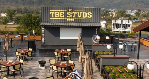 The Studs Sports Bar & Grill Franchise For Sale